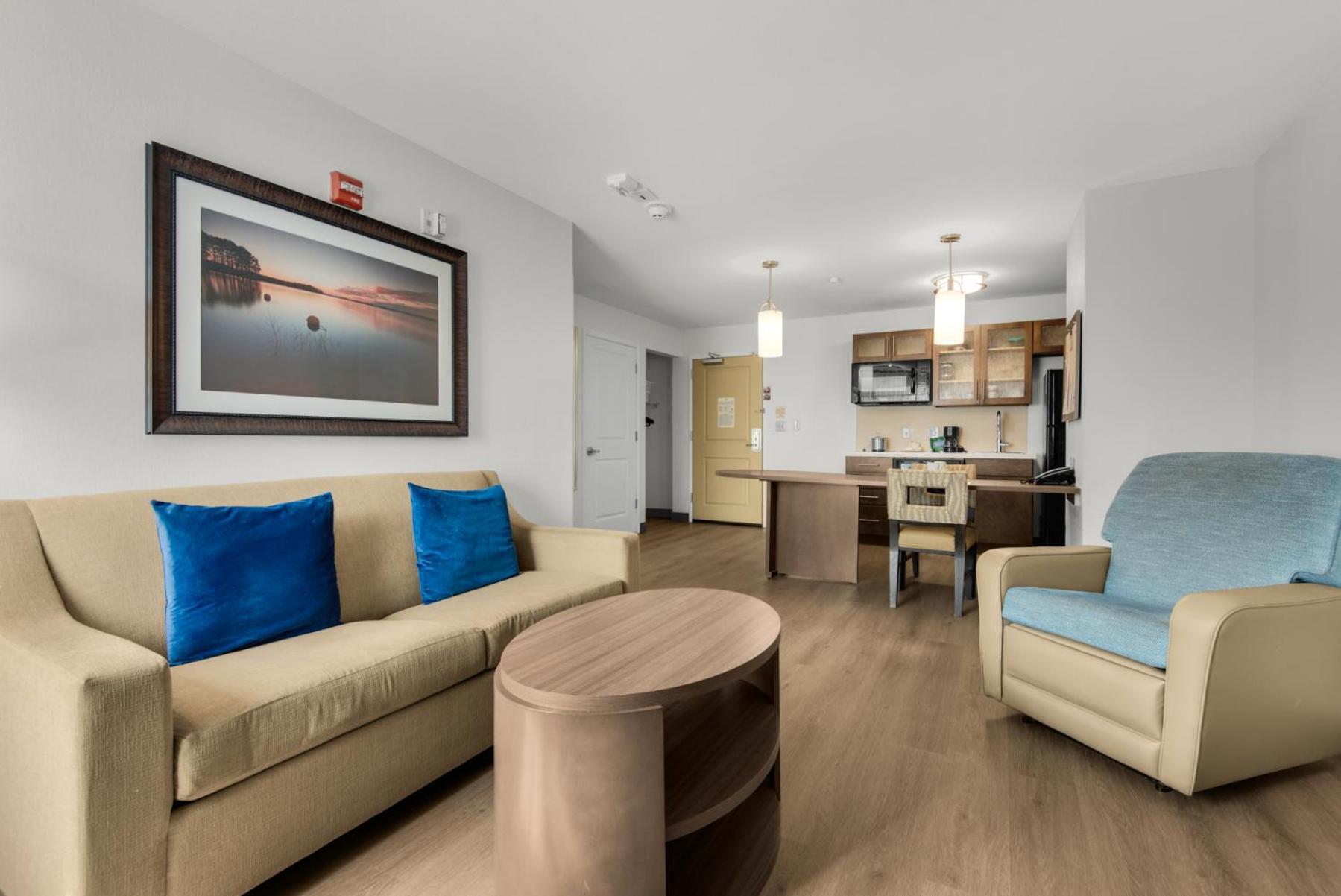 Candlewood Suites - Pensacola - University Area By Ihg Ngoại thất bức ảnh
